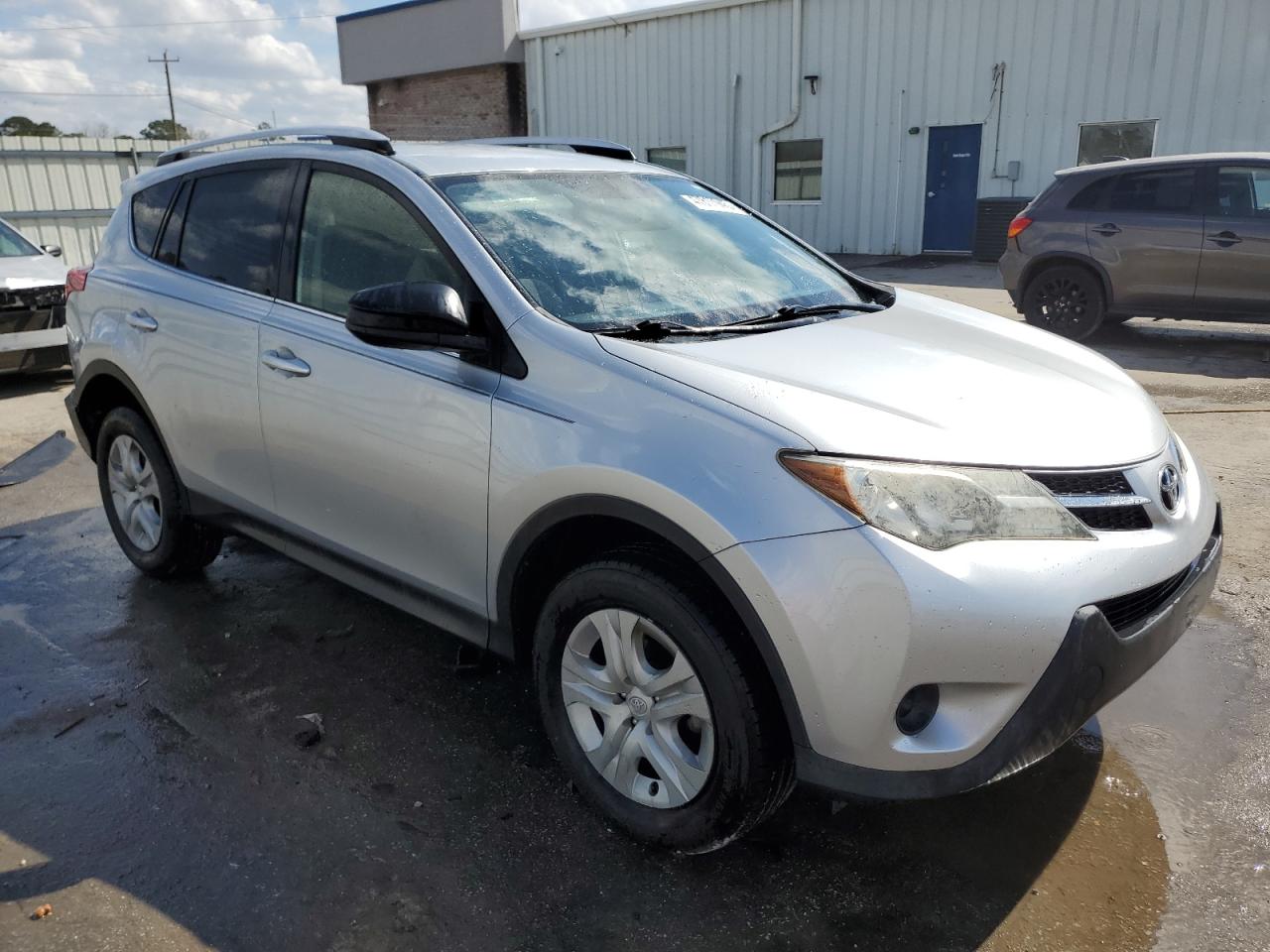 2015 Toyota RAV 4 - Image 4