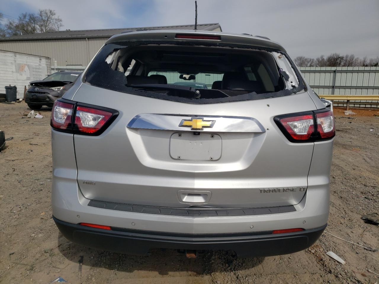 2014 Chevrolet Traverse - Image 6