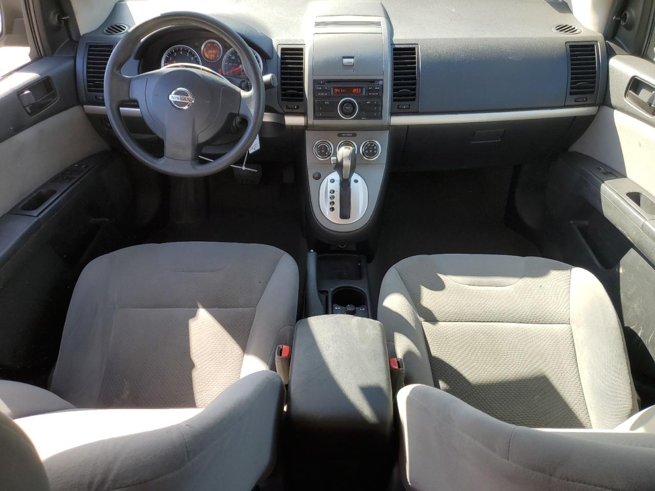 2010 Nissan Sentra - Image 8