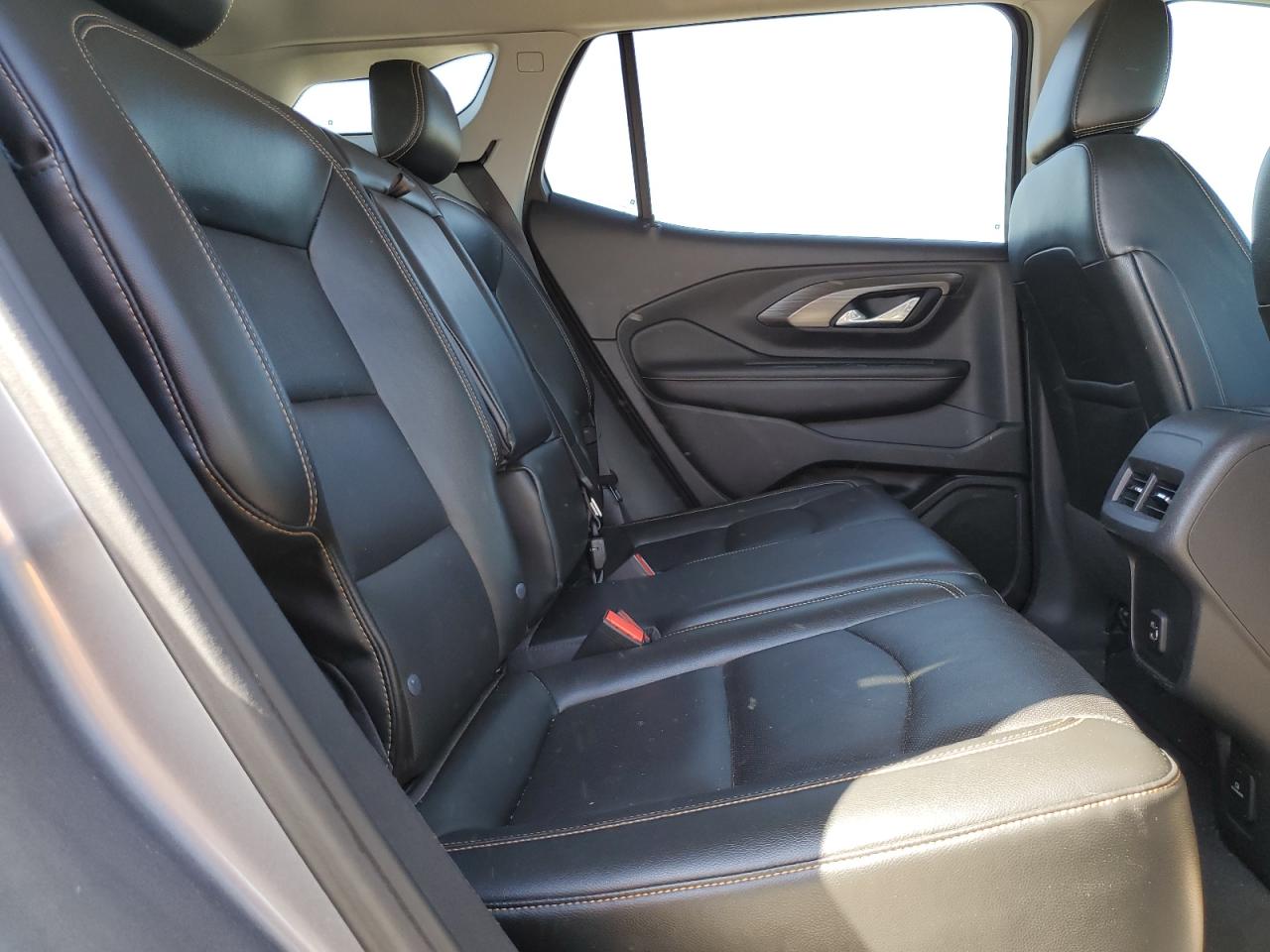 2020 GMC Terrain - Image 11