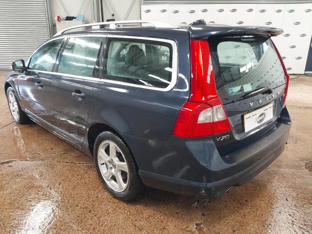 2011 VOLVO V70 SE LUX