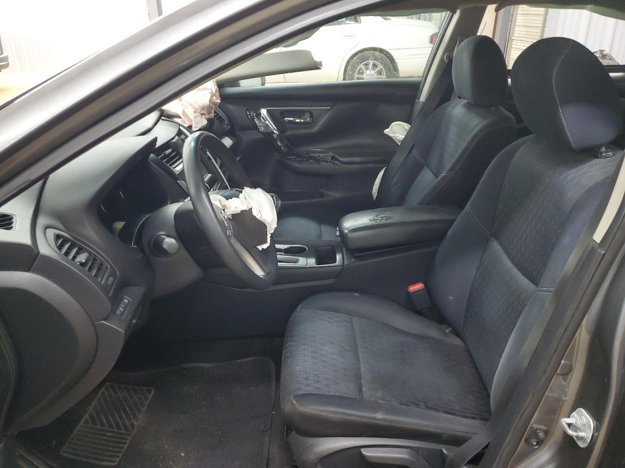 2016 Nissan Altima - Image 7