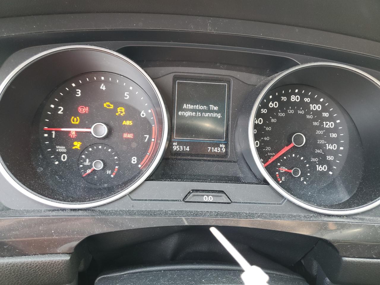 2019 Volkswagen Tiguan - Image 9