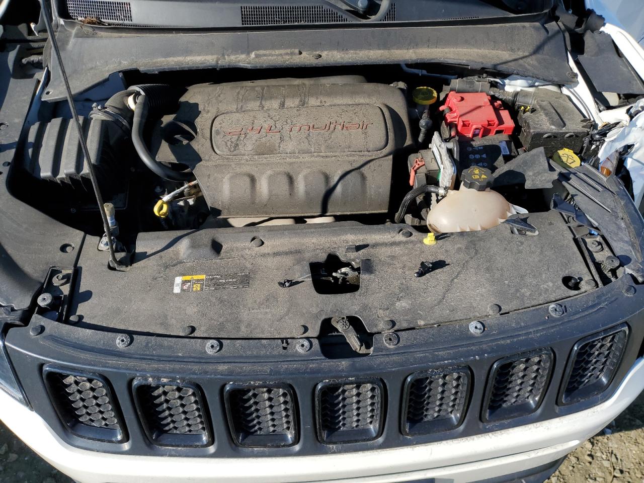 2019 Jeep Compass - Image 12