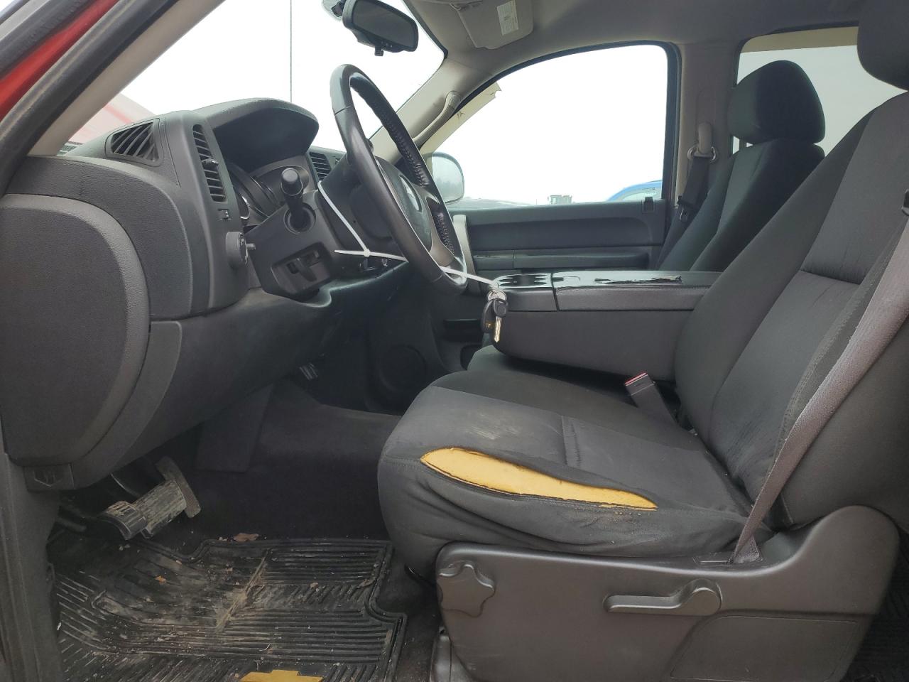 2012 Chevrolet Silverado - Image 7