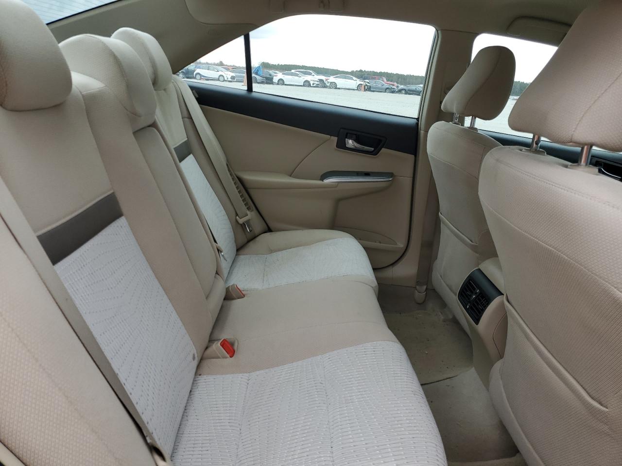 2013 Toyota Camry - Image 10