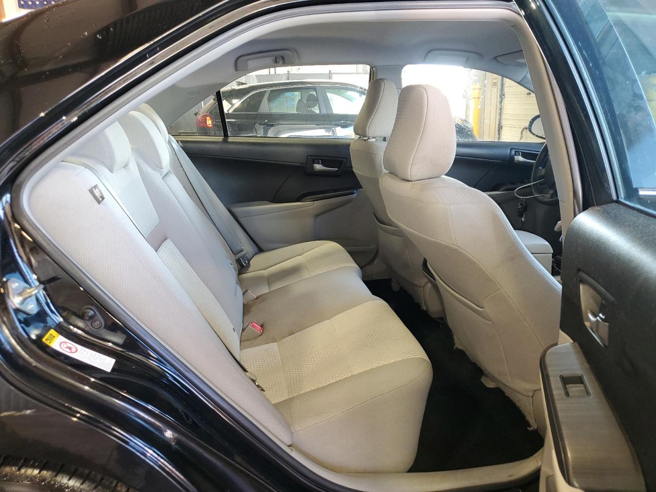 2014 Toyota Camry - Image 10