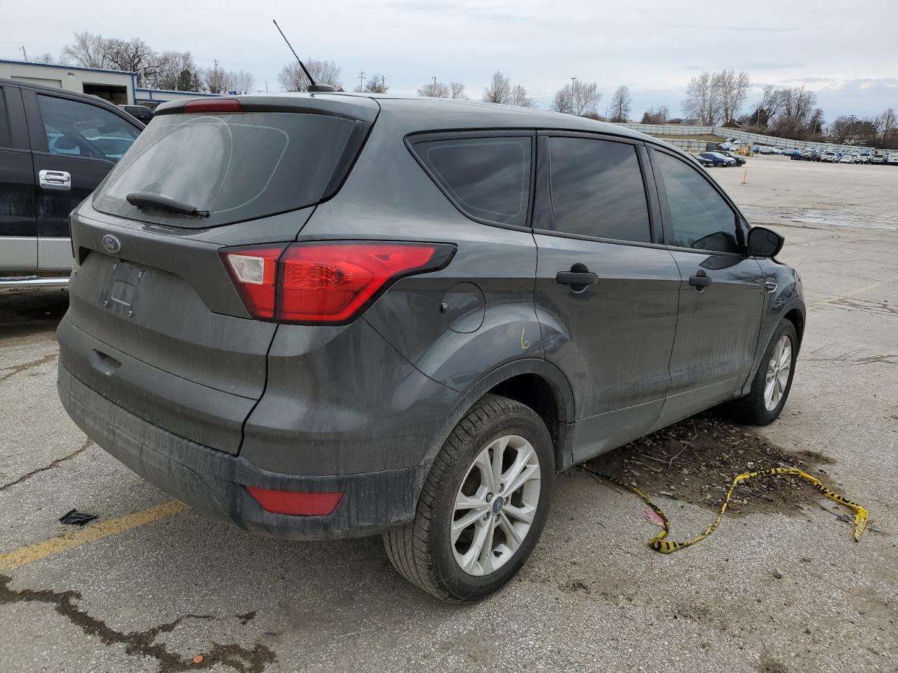 1FMCU0F75KUA89089 FORD ESCAPE 2019
