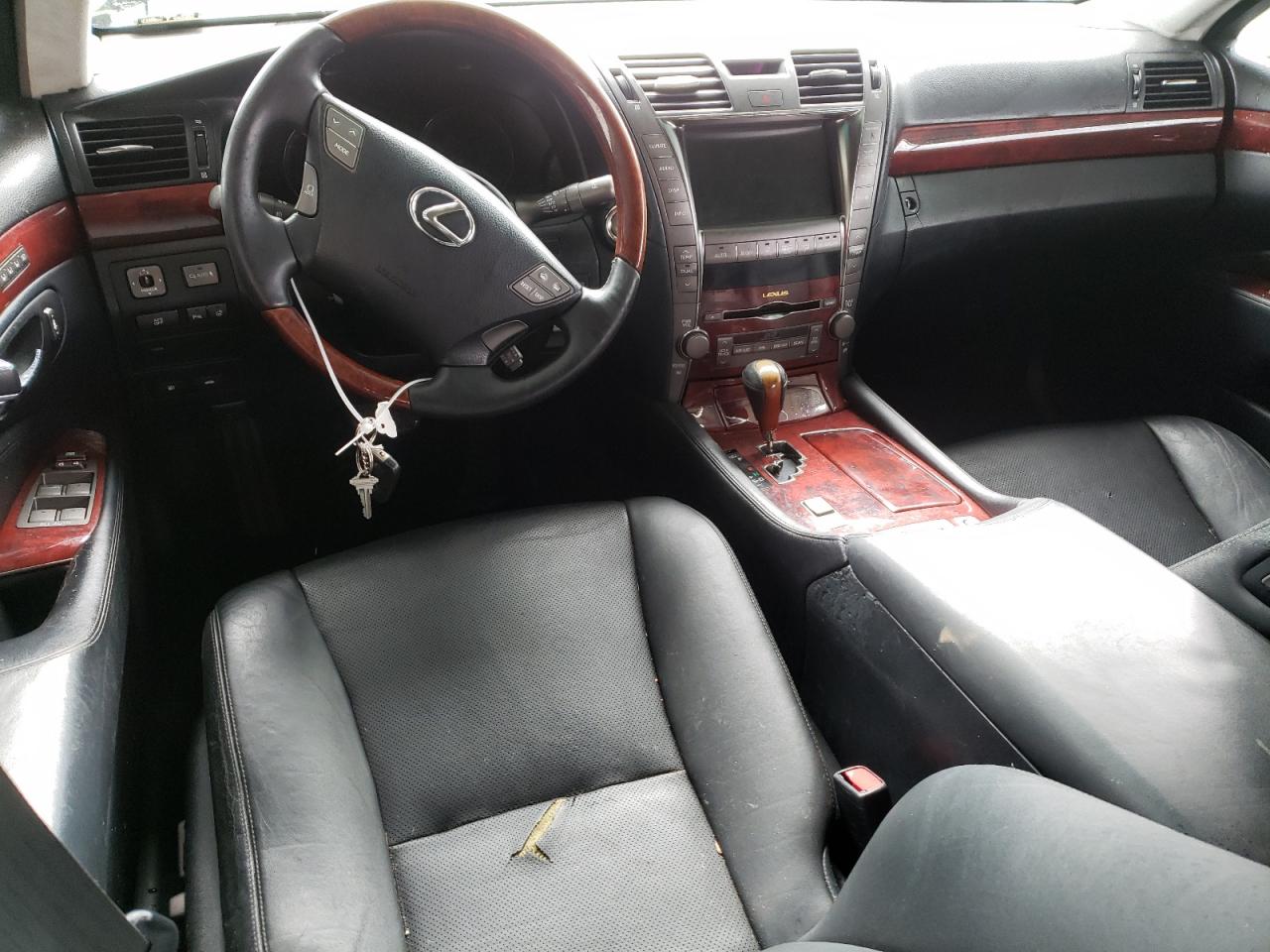 2008 Lexus LS - Image 8