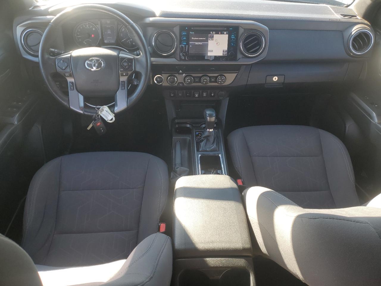 2019 Toyota Tacoma - Image 8