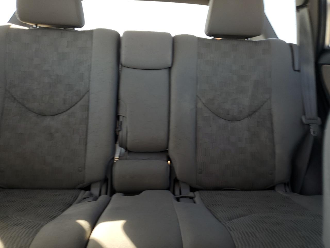 2012 Toyota RAV 4 - Image 10