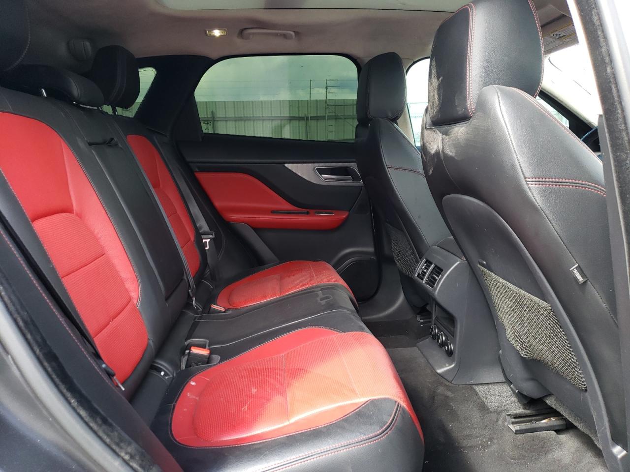 2020 Jaguar F-Pace - Image 11