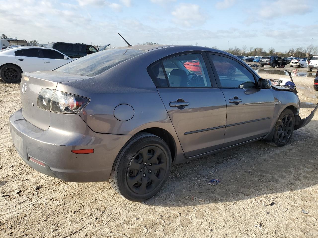2007 Mazda 3 - Image 3
