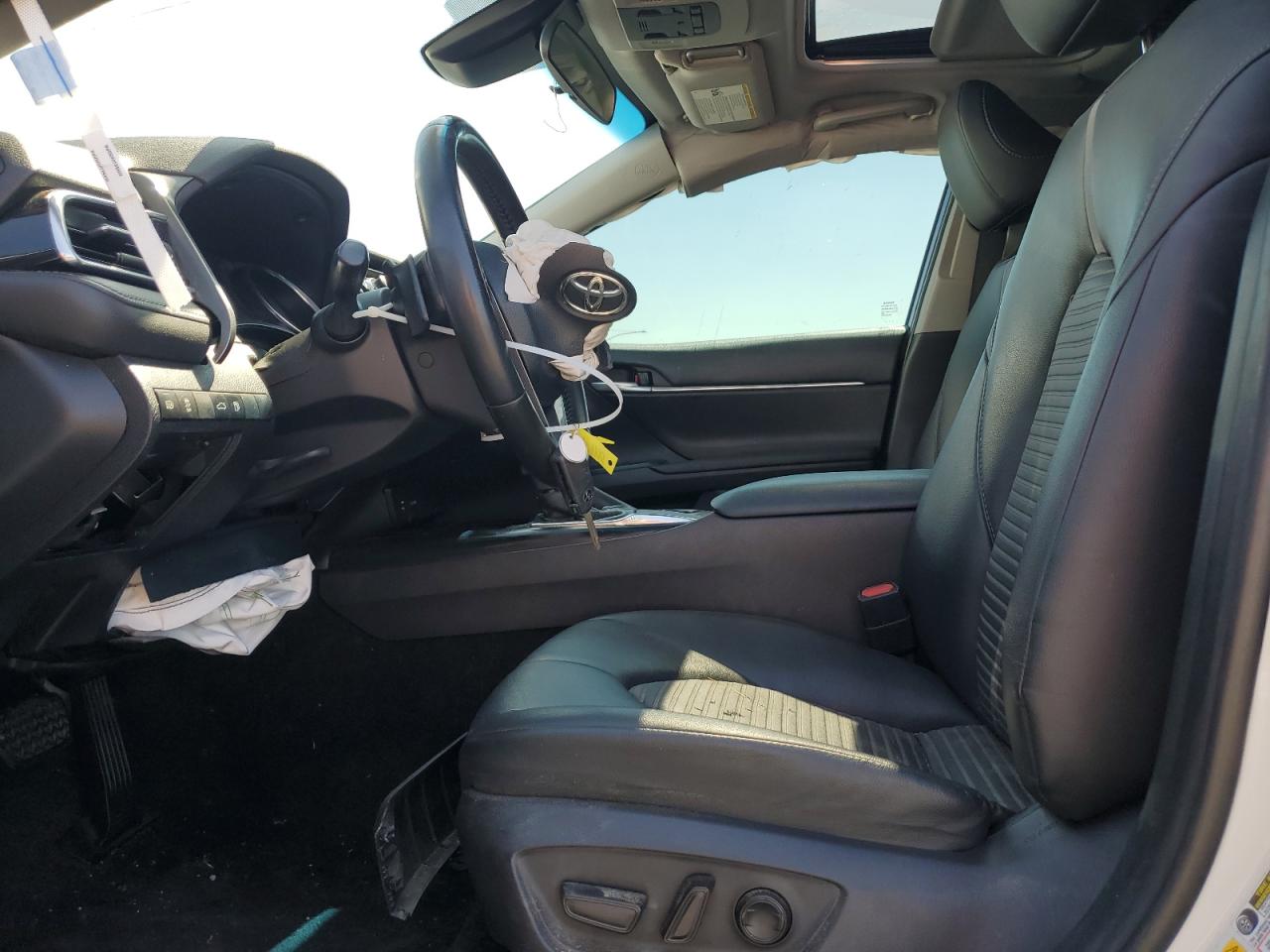 4T1B11HK4JU619580 TOYOTA CAMRY 2018