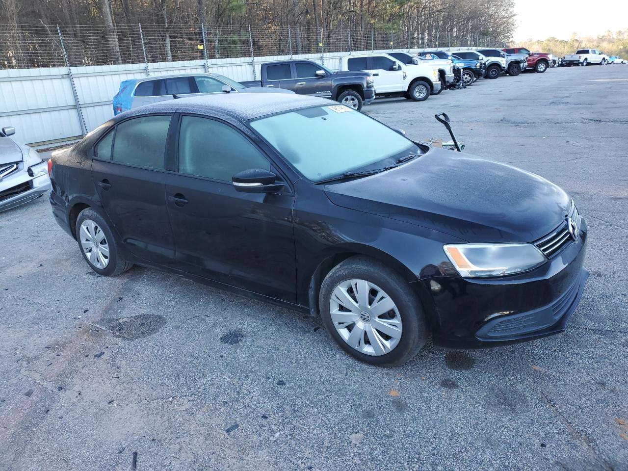 2014 Volkswagen Jetta - Image 4