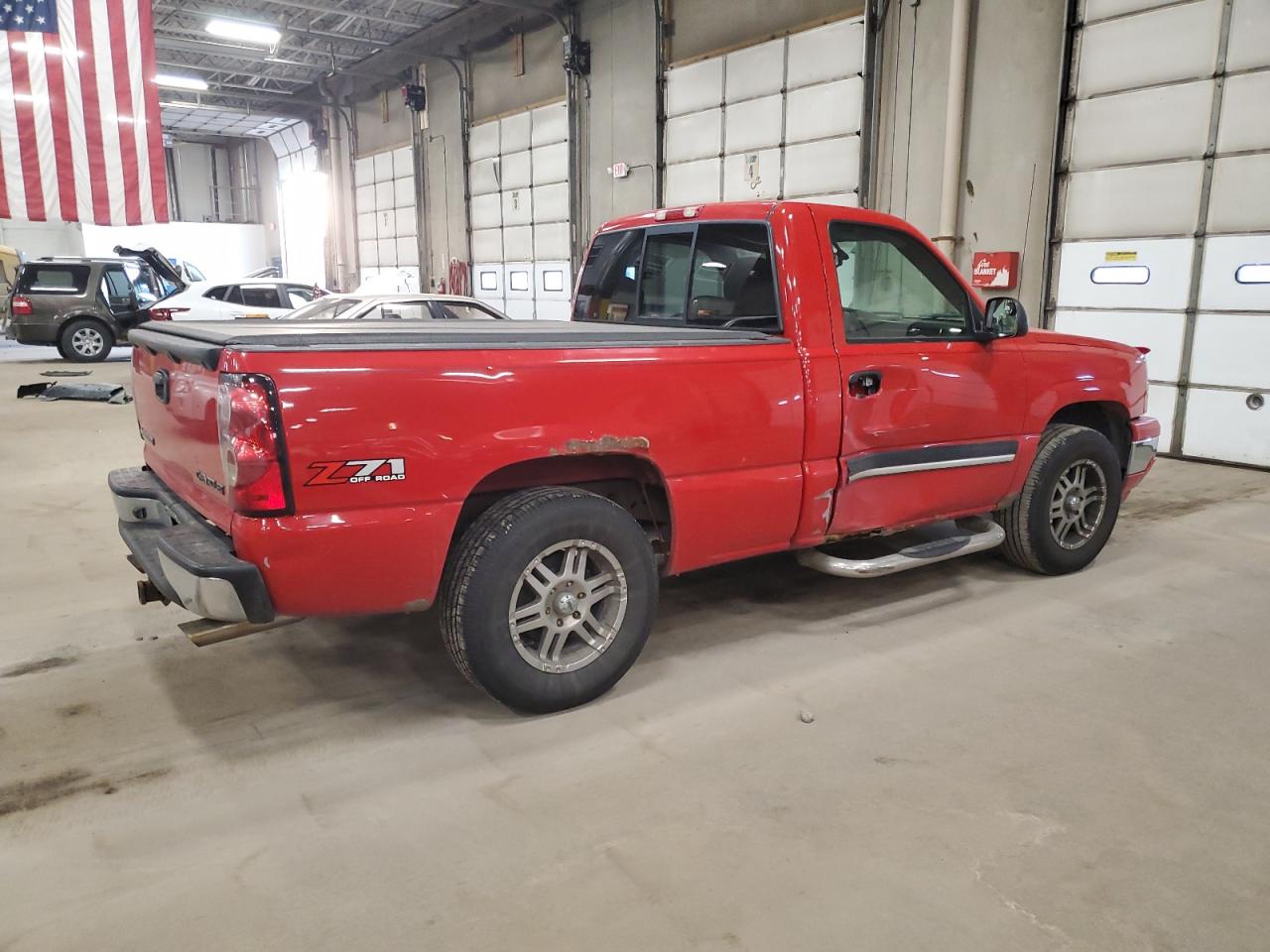 2005 Chevrolet Silverado - Image 3