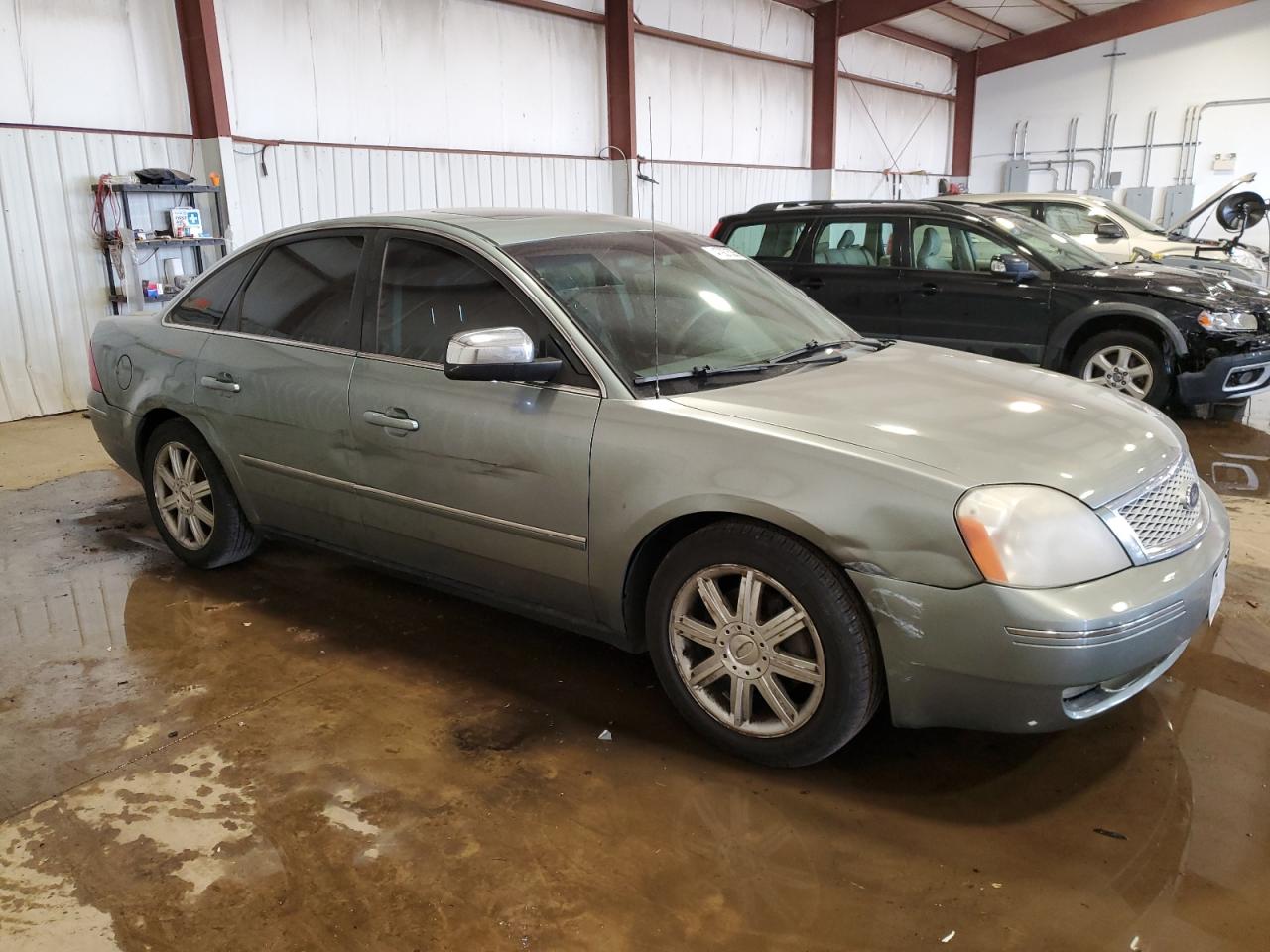 2005 Ford Five Hundred - Image 4