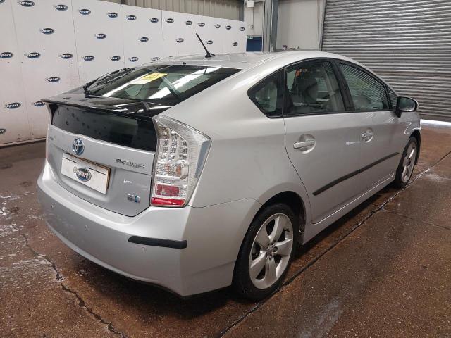 2010 TOYOTA PRIUS T SP