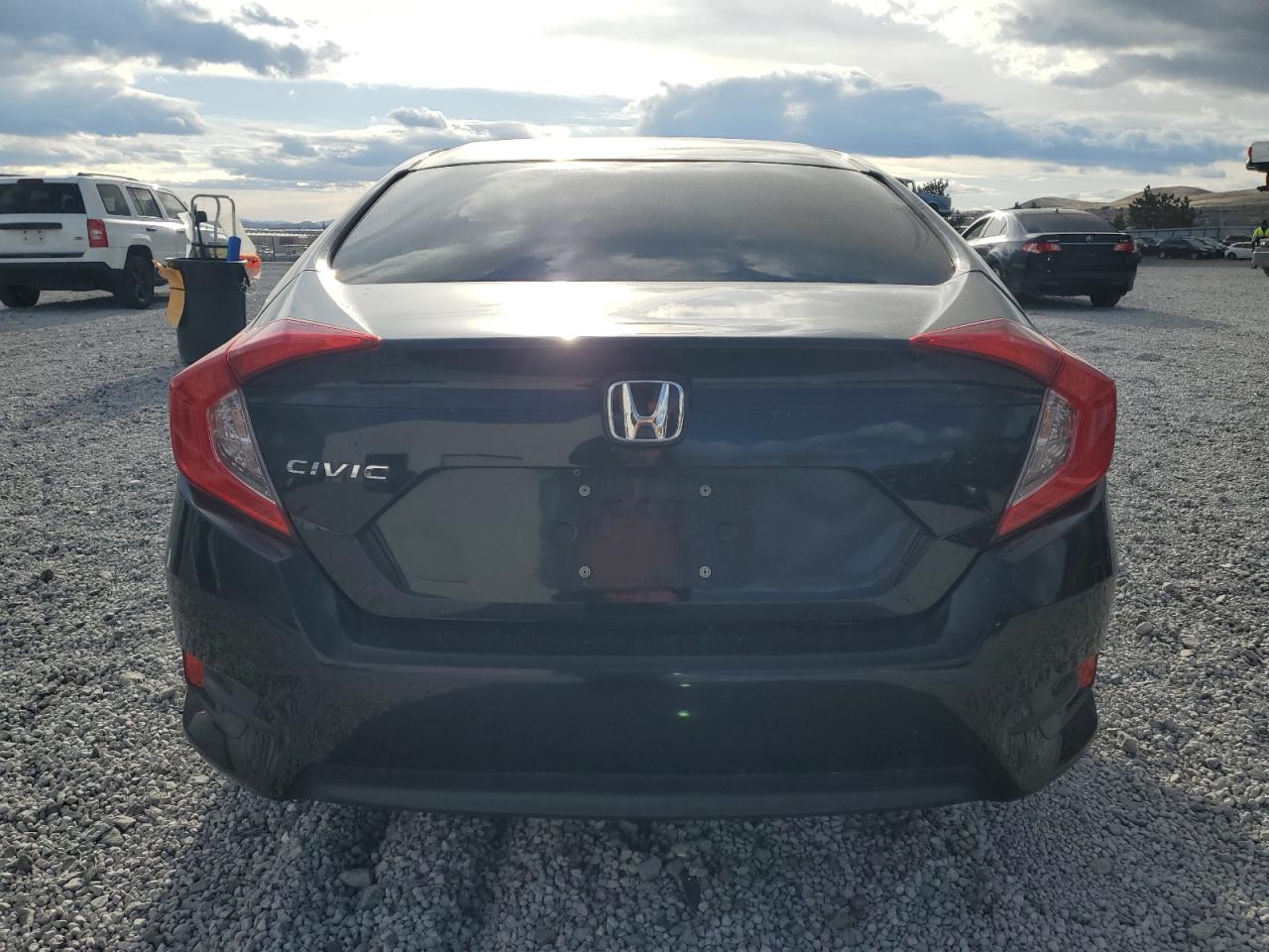 2016 Honda Civic - Image 6