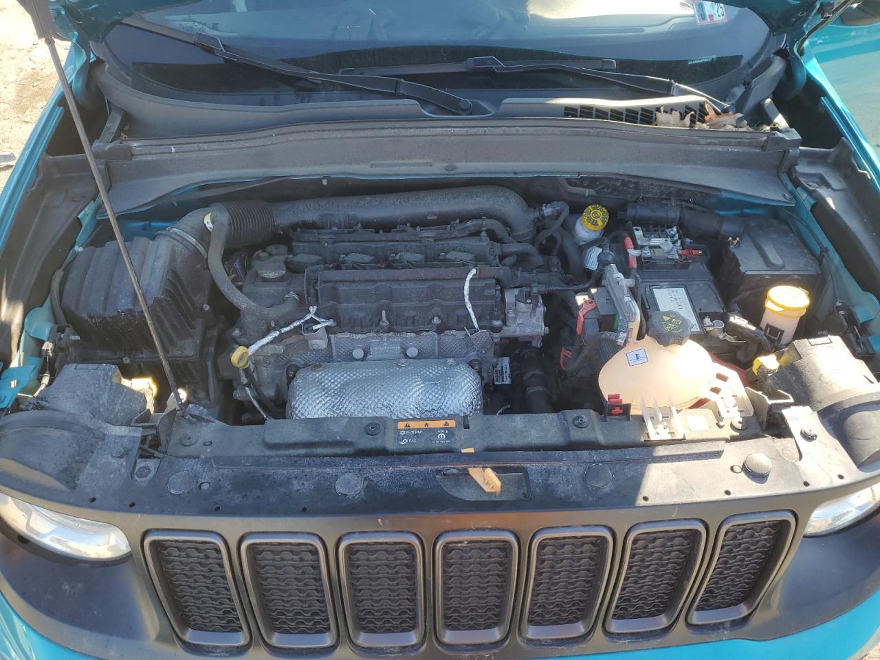 2021 Jeep Renegade - Image 12