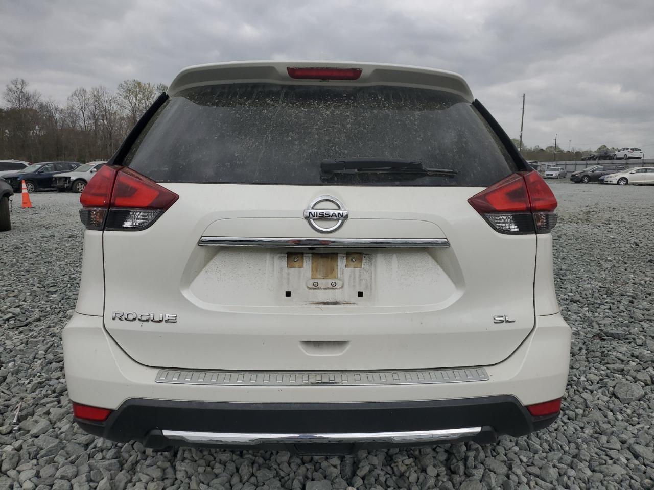 JN8AT2MT7HW150549 NISSAN ROGUE 2017