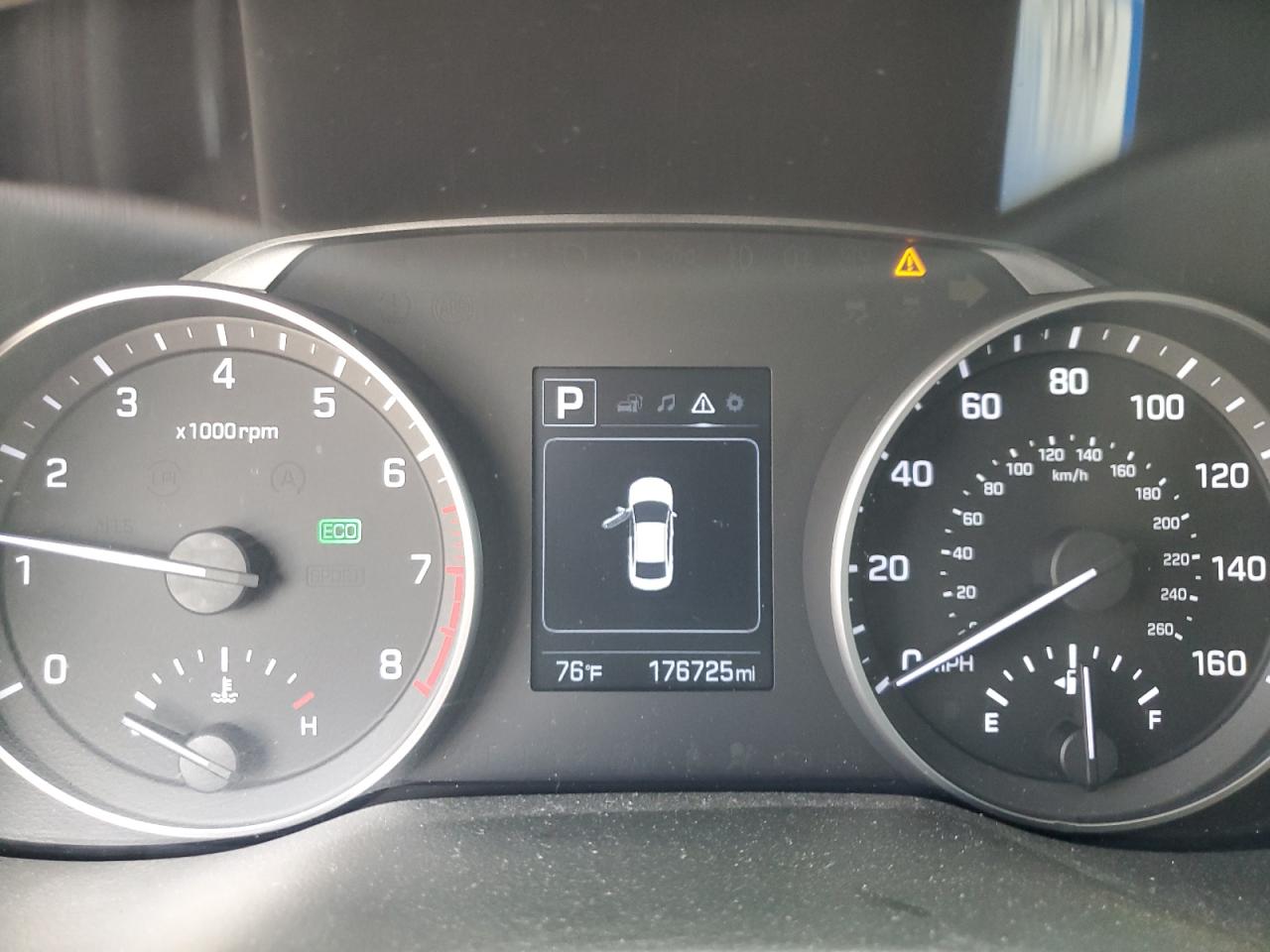 2018 Hyundai Elantra - Image 9