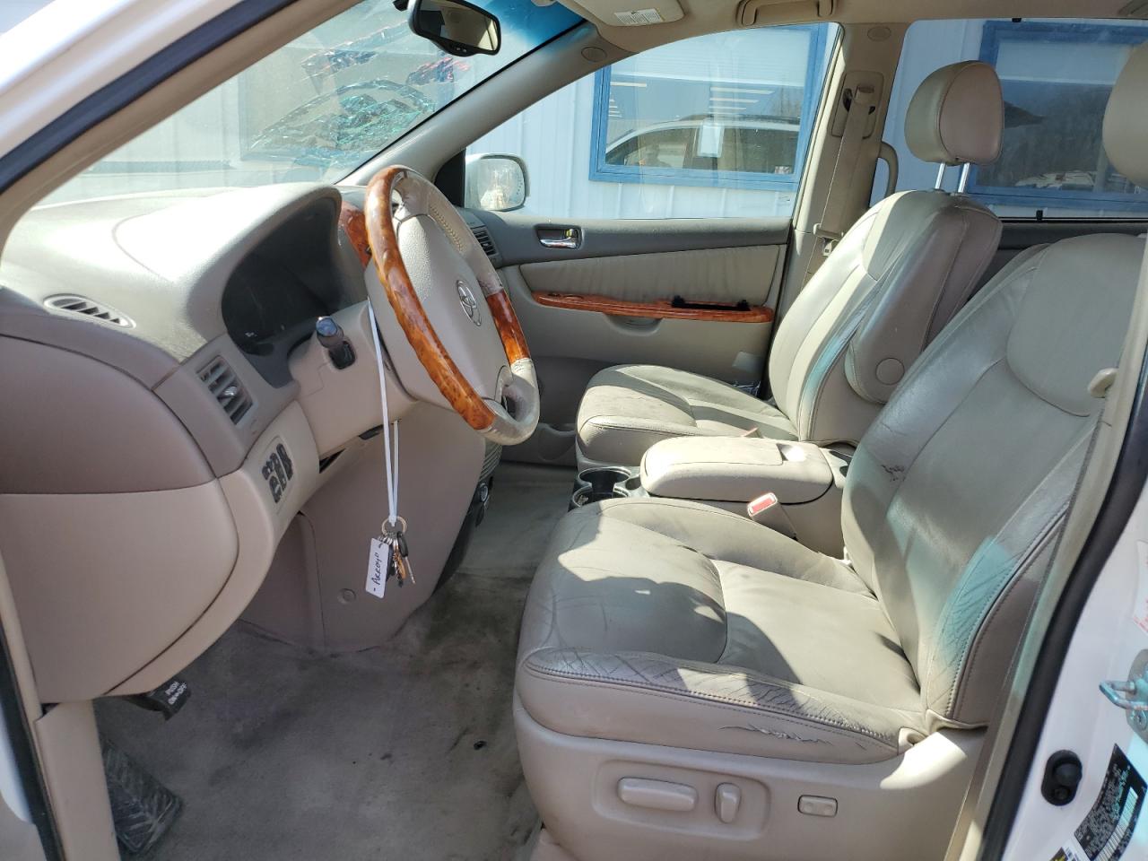 2006 Toyota Sienna - Image 7