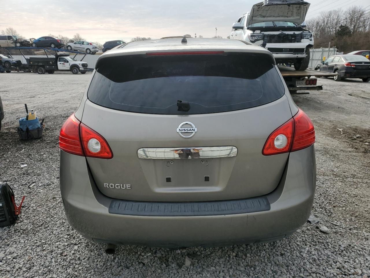 2011 Nissan Rogue - Image 6