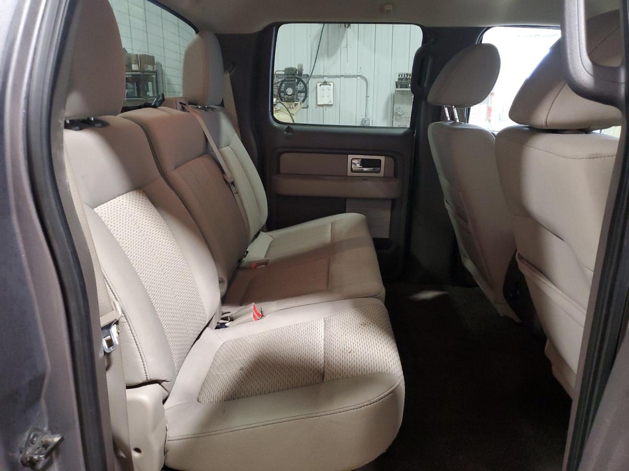 2010 Ford F-150 - Image 10