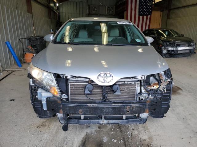 Паркетники TOYOTA VENZA 2014 Серебристый