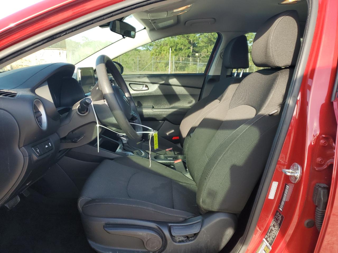 2020 Kia Forte - Image 7