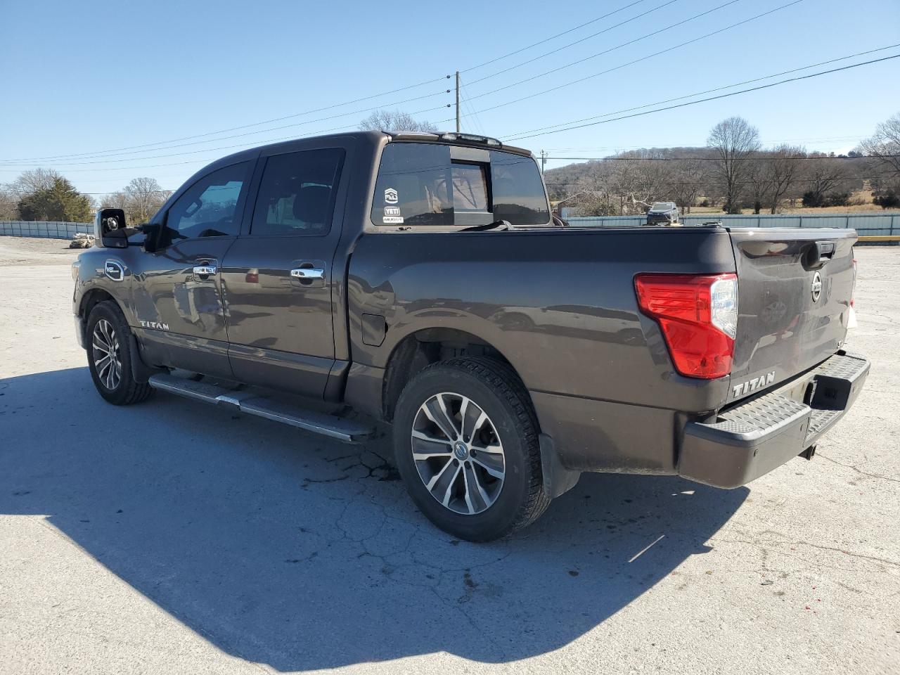 1N6AA1E6XHN536809 NISSAN TITAN 2017