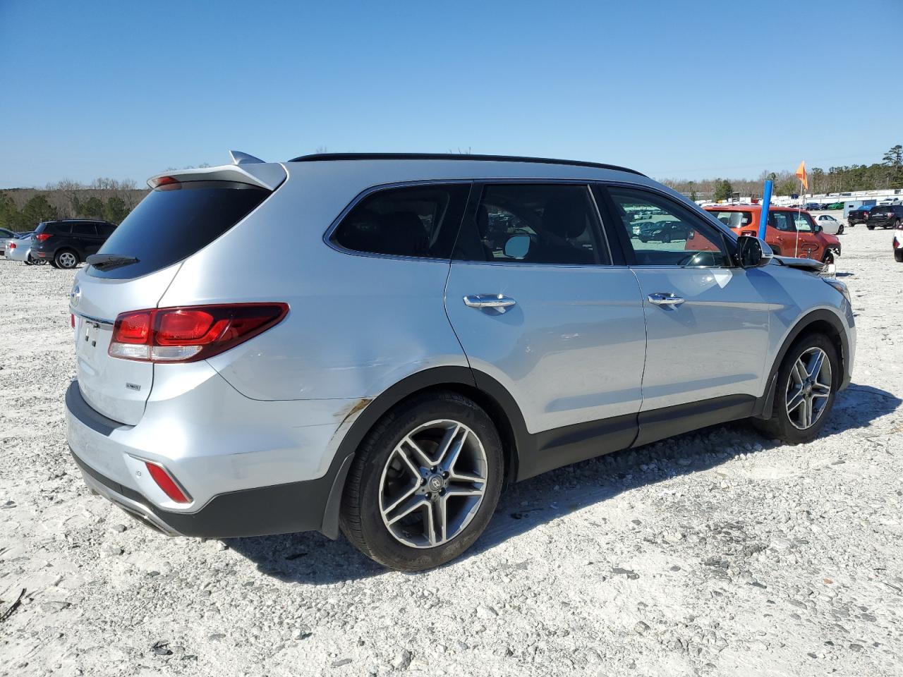 2017 Hyundai Santa Fe - Image 3