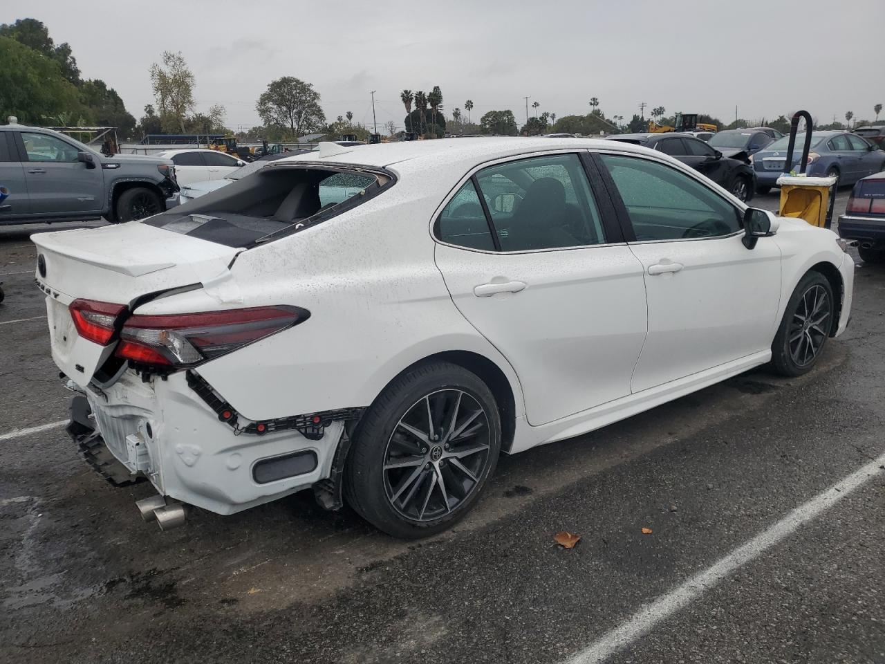2022 Toyota Camry - Image 3