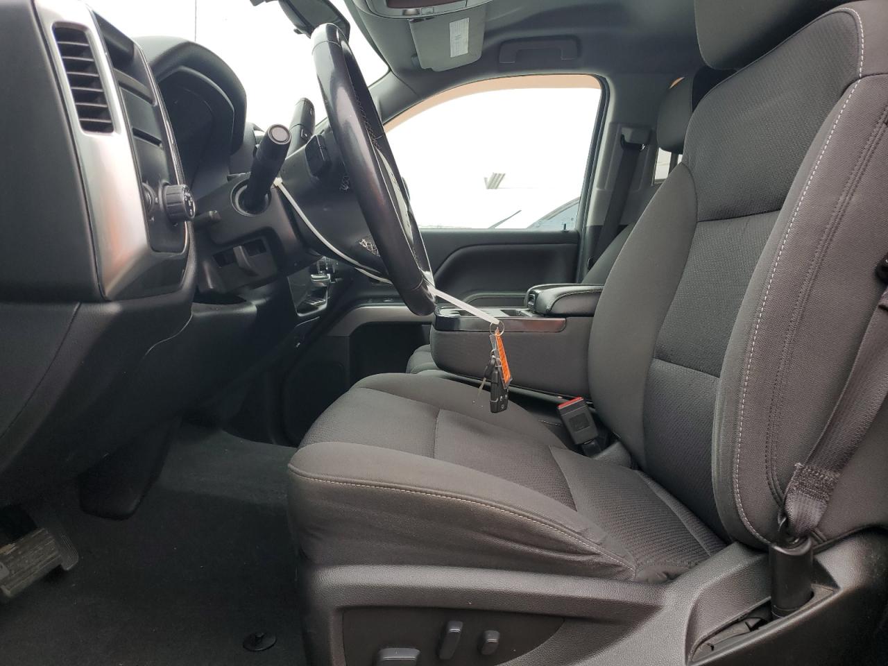 2018 Chevrolet Silverado - Image 7