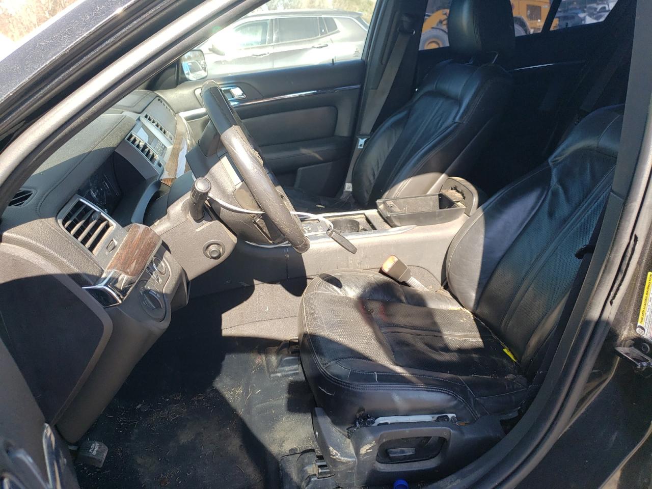 2009 Lincoln MKS - Image 7