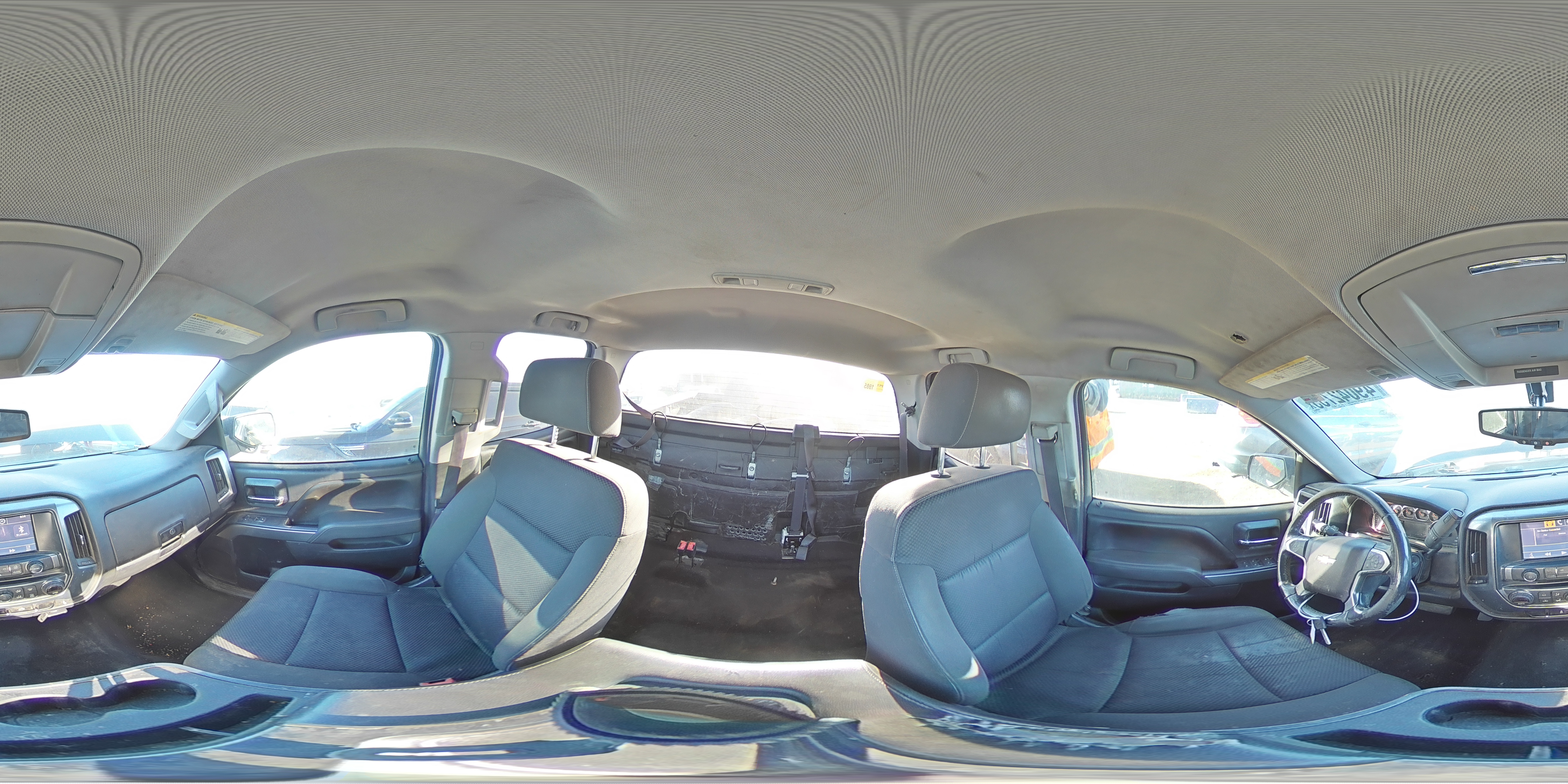 2014 Chevrolet Silverado - Image 13
