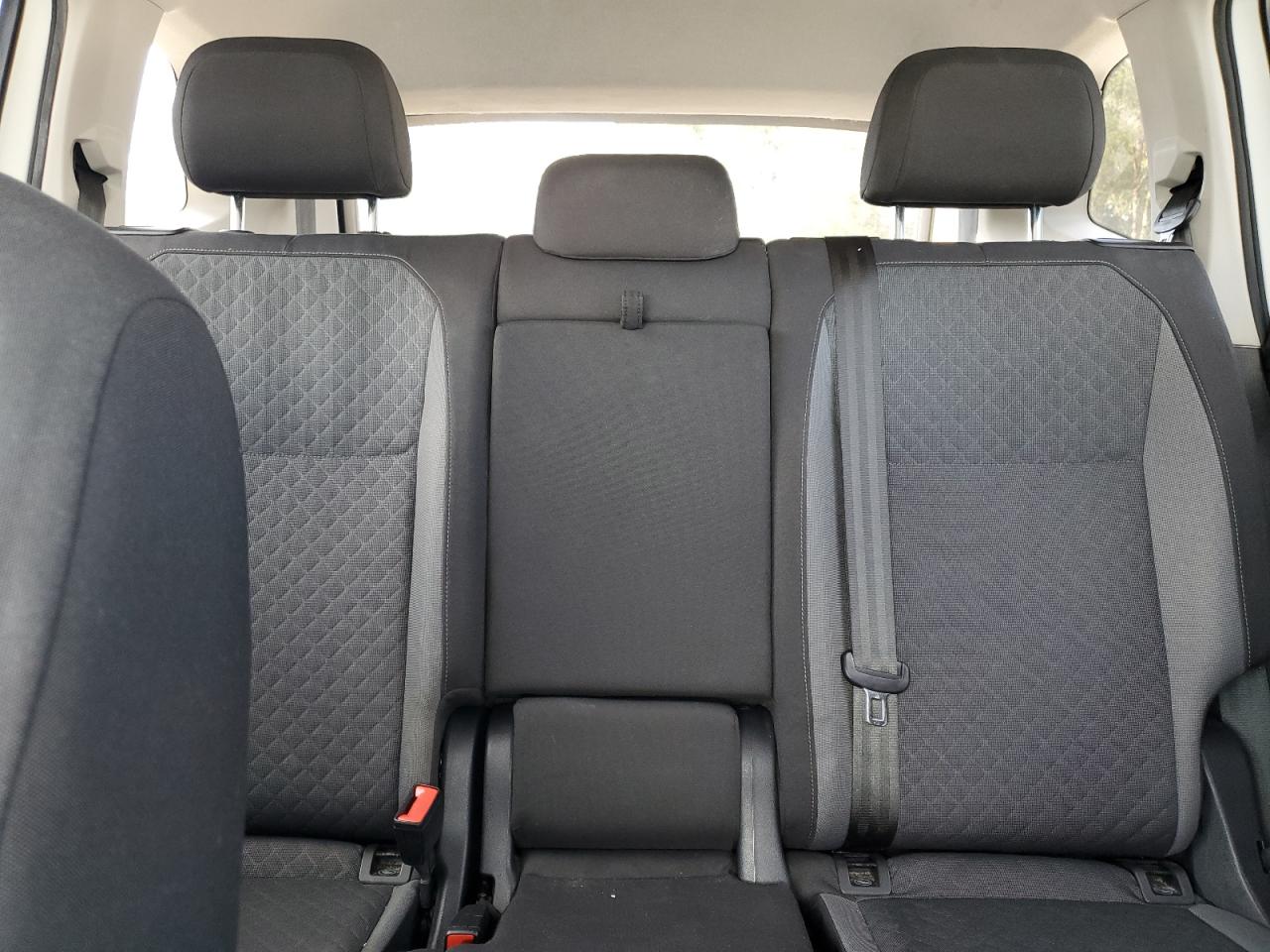 2019 Volkswagen Tiguan - Image 10