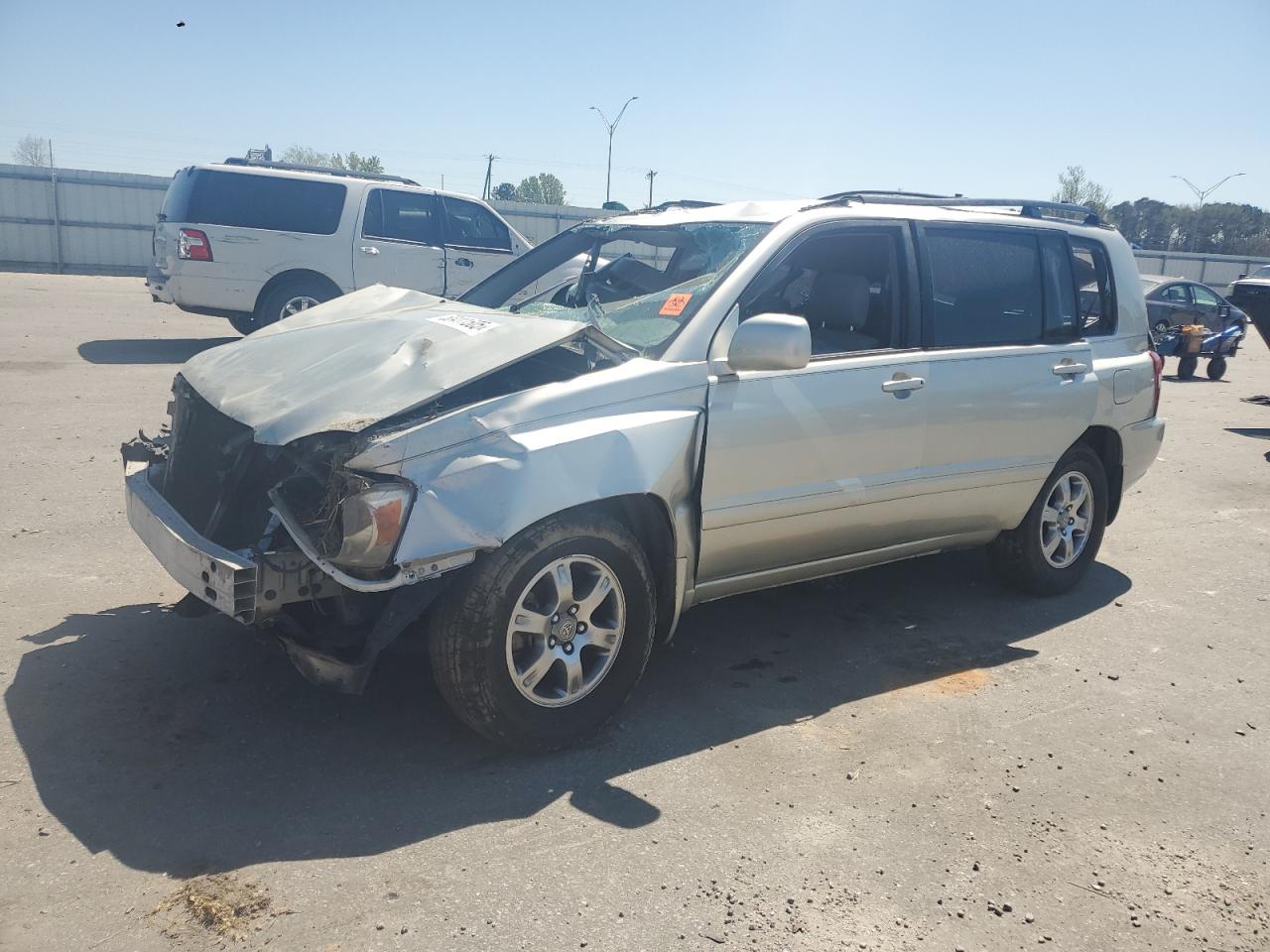 2005 Toyota Highlander Limited for Sale in Dunn, NC - Rollover