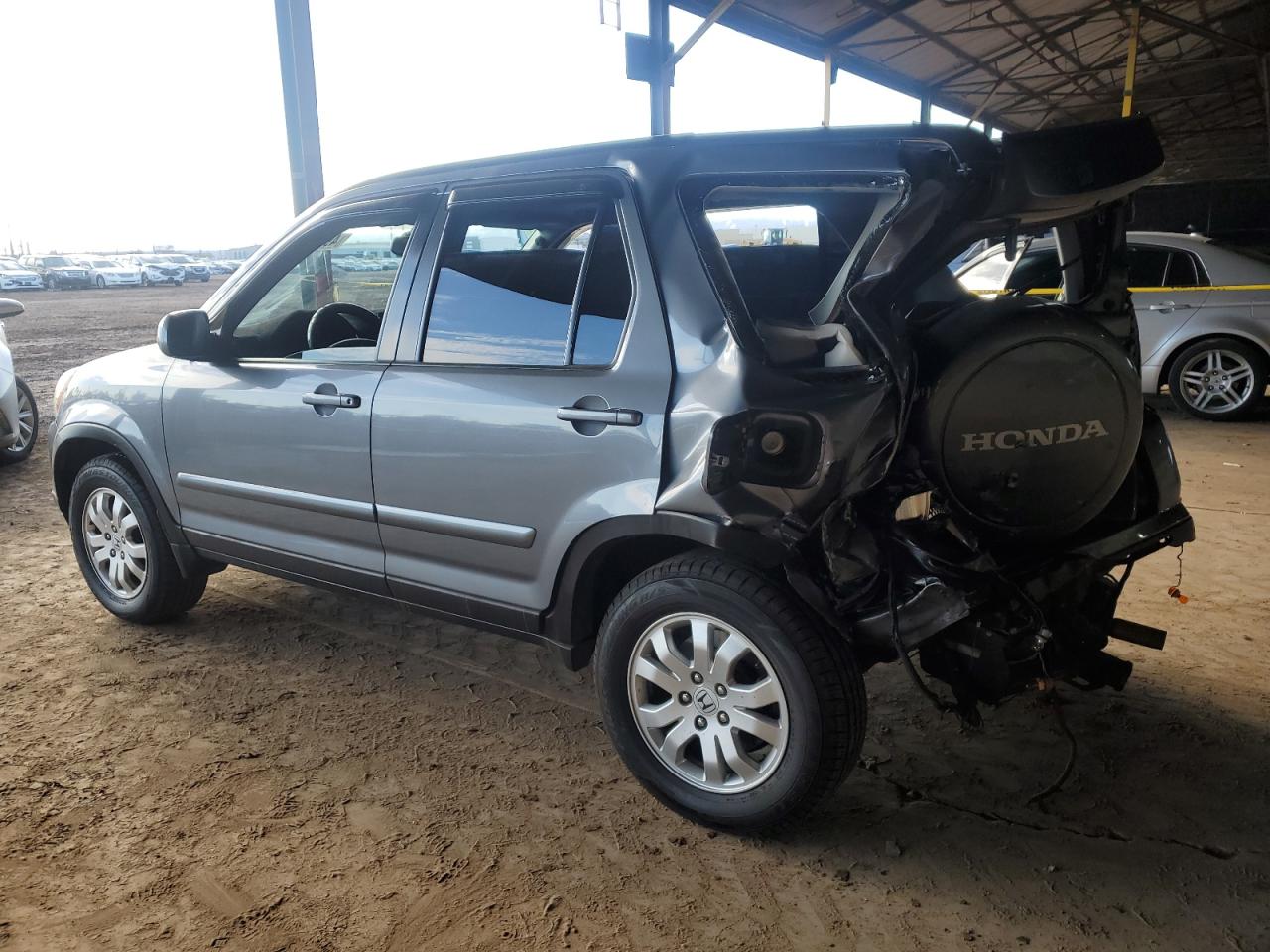 2006 Honda CR-V - Image 2