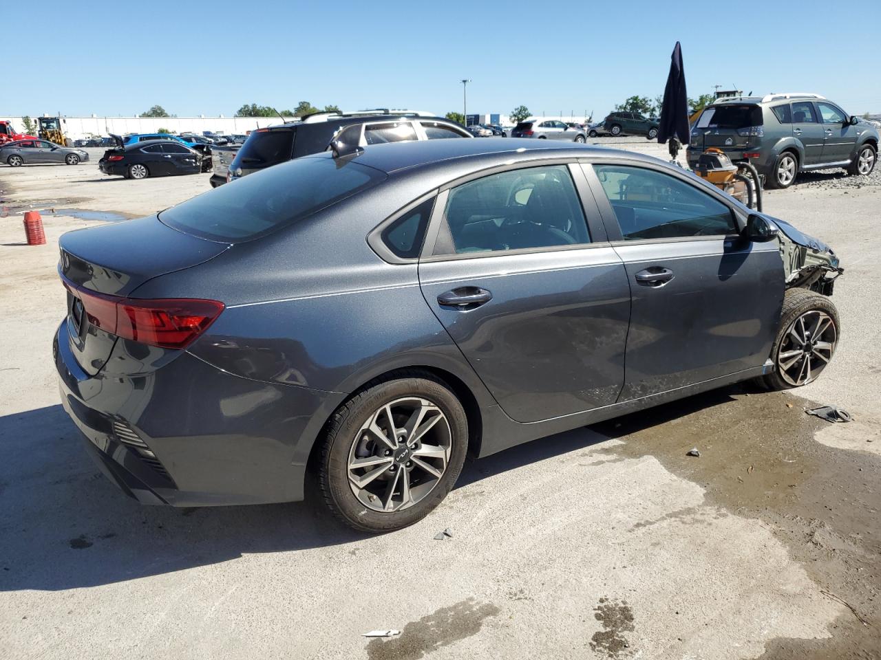 2024 Kia Forte - Image 3