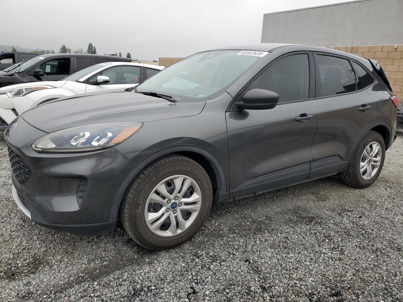 1FMCU0F62LUA35726 FORD ESCAPE 2020