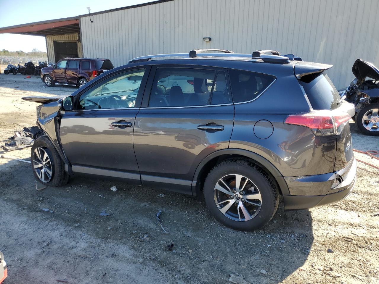 2018 Toyota RAV 4 - Image 2