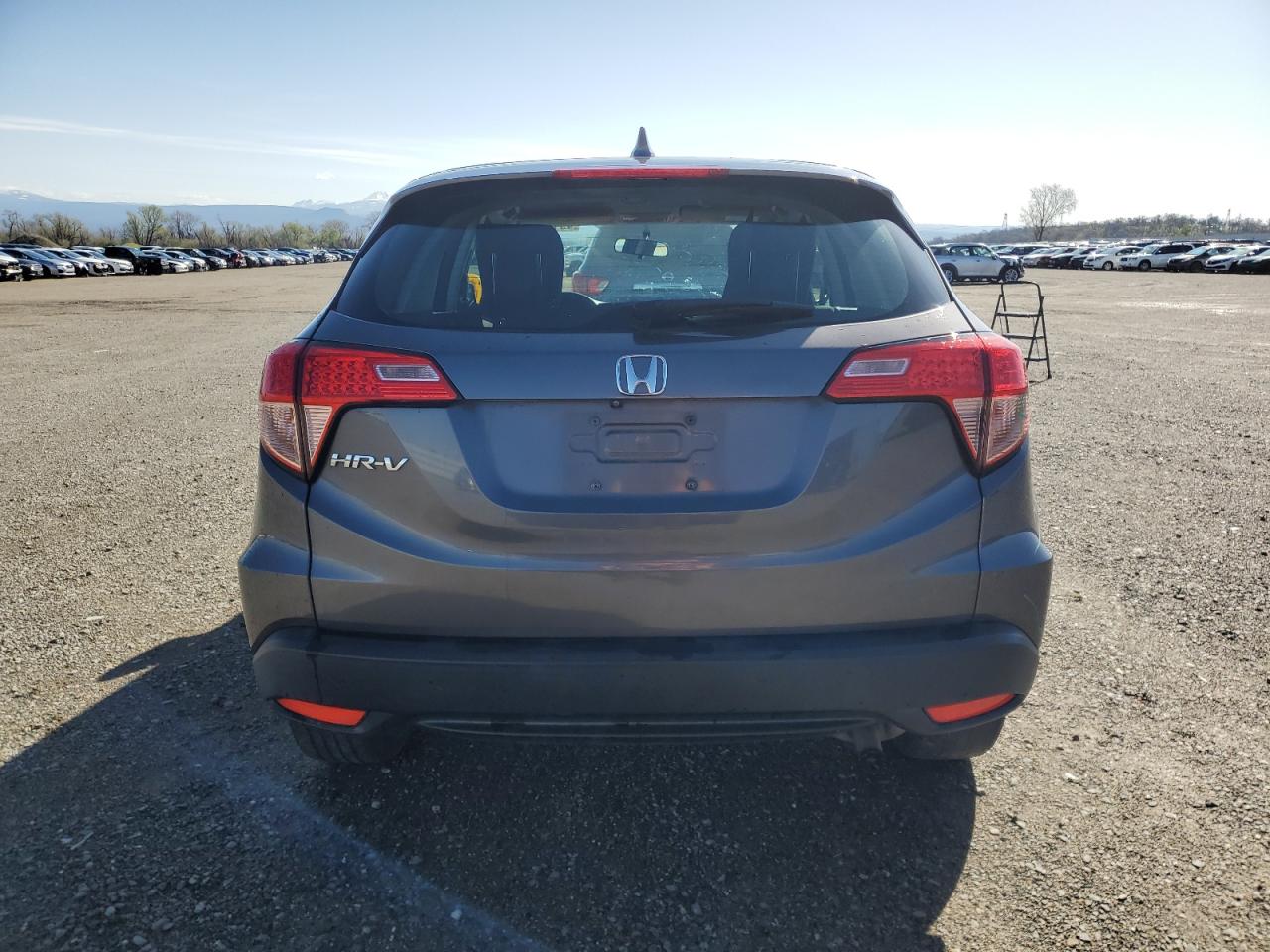 3CZRU5G31JM700921 HONDA HR-V 2018