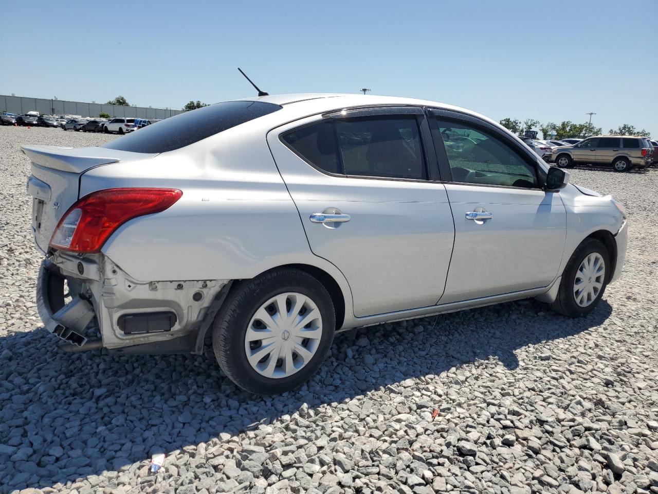 3N1CN7AP2HL852922 NISSAN VERSA 2017