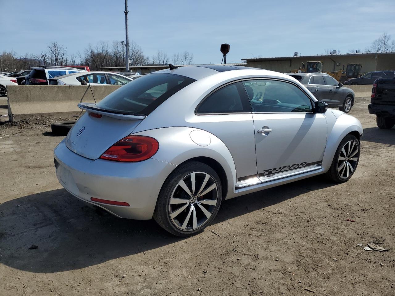 2012 Volkswagen Beetle - Image 3