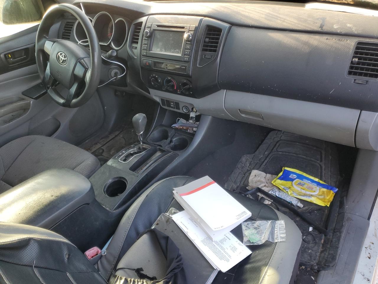2013 Toyota Tacoma - Image 8