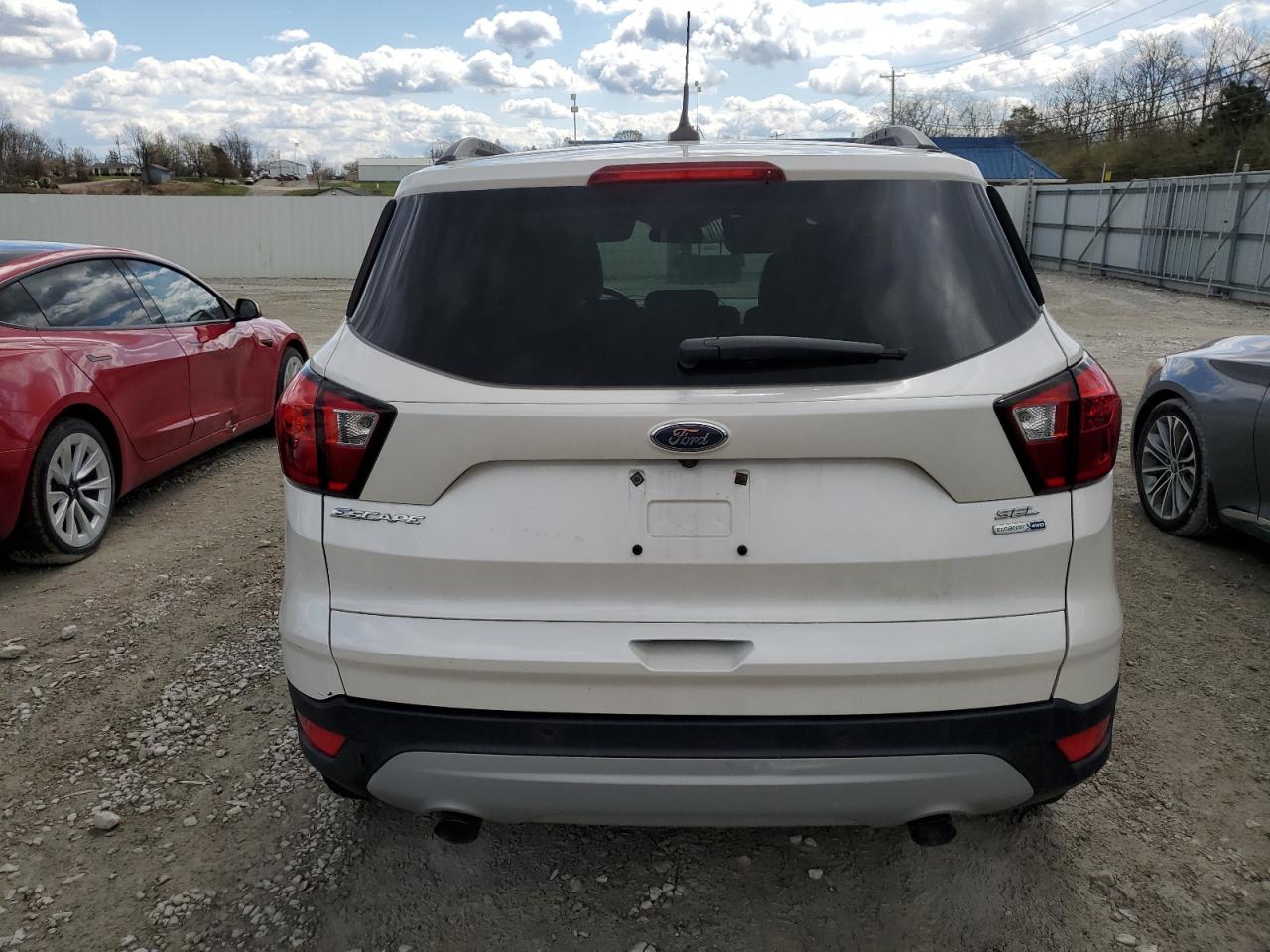 1FMCU9HD6KUA60661 FORD ESCAPE 2019