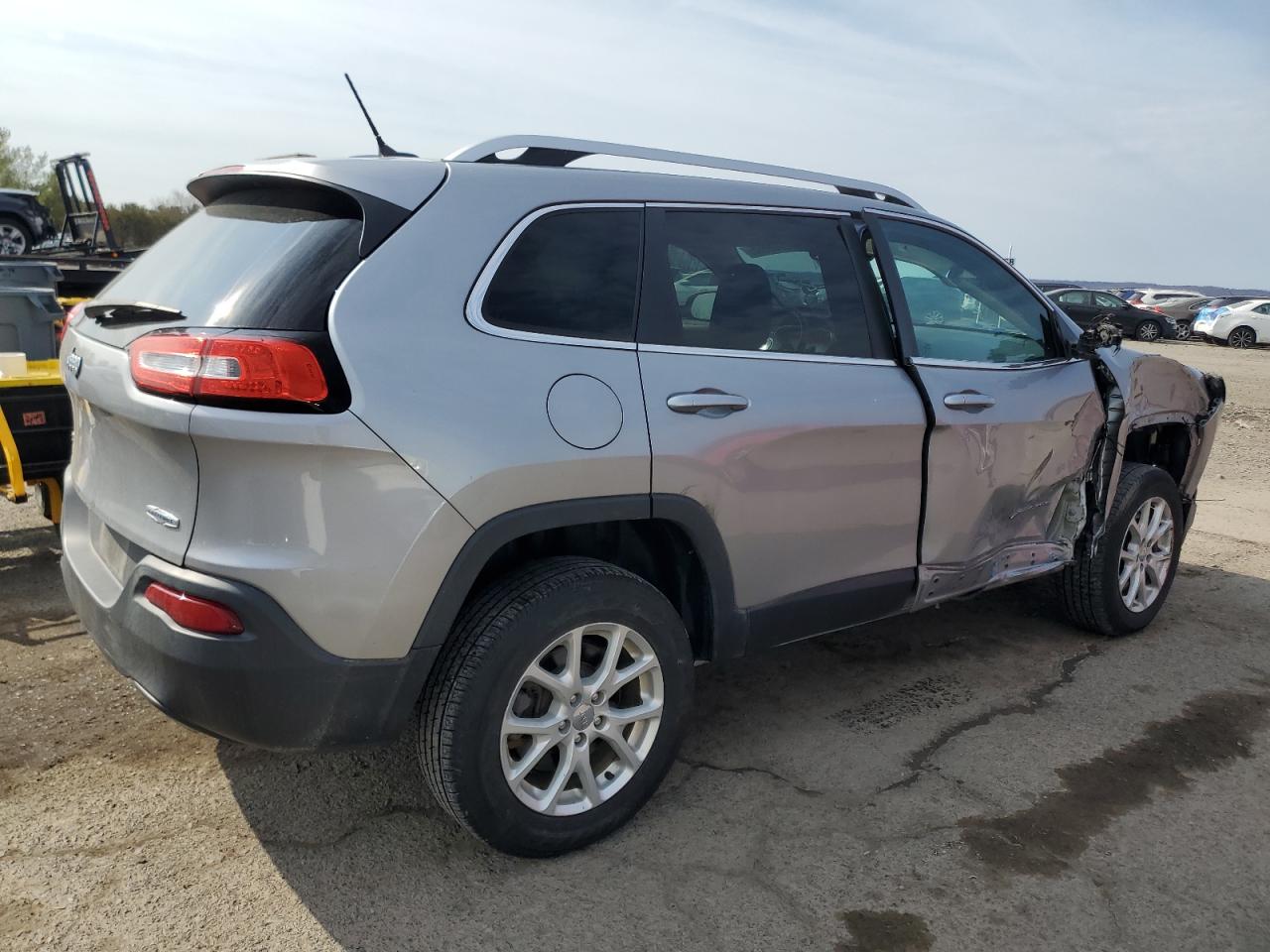 2014 Jeep Grand Cherokee - Image 3