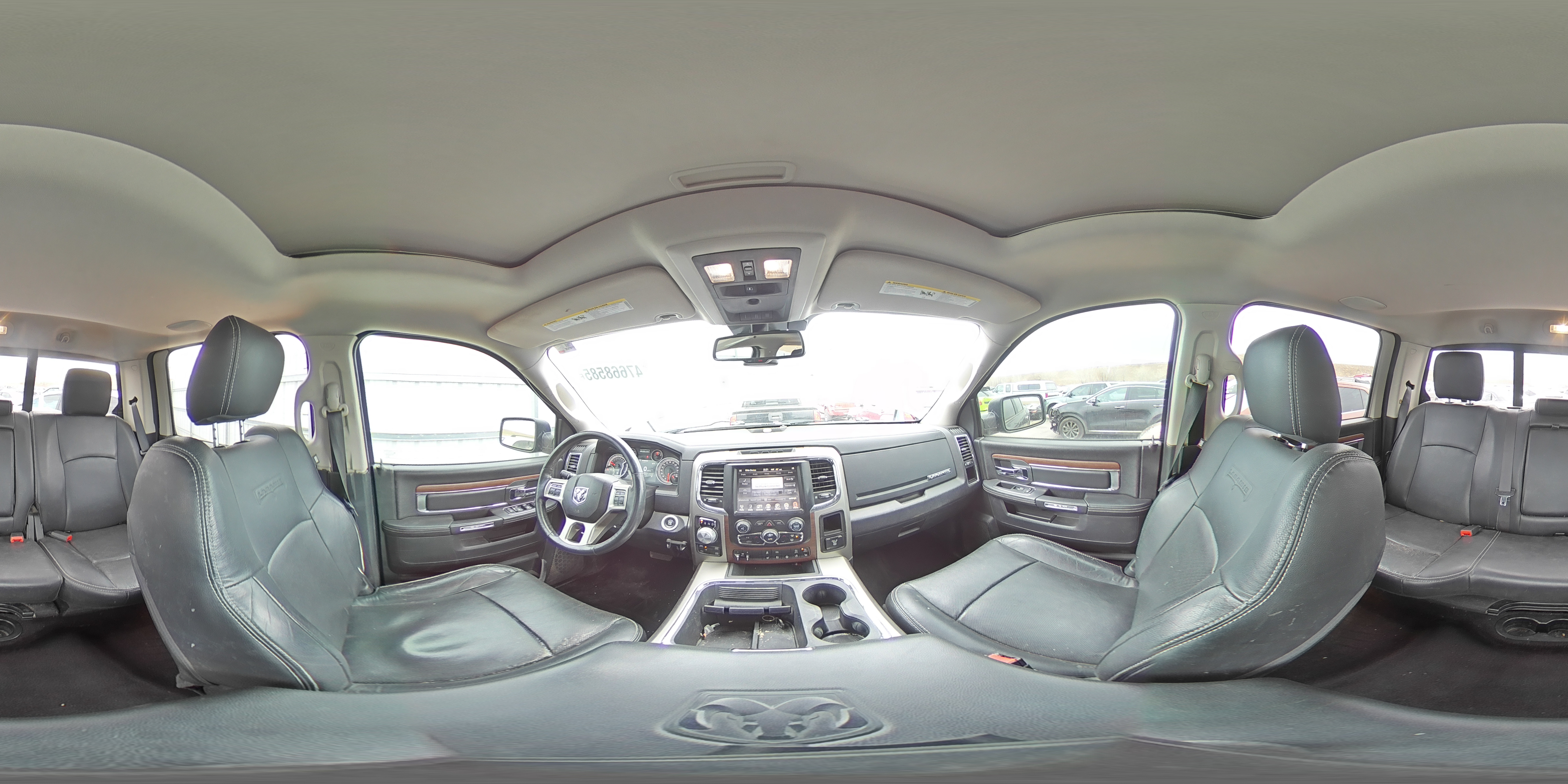2015 RAM 1500 - Image 12